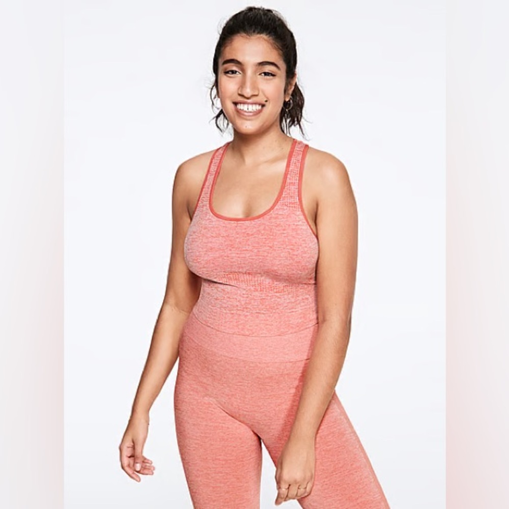 PINK VICTORIA'S SECRET SEAMLESS WORKOUT CROPPED TANK LARGE 12-14